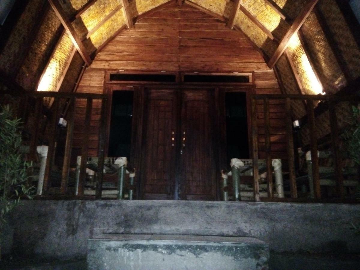 Bale Hostel Kuta  Exterior photo