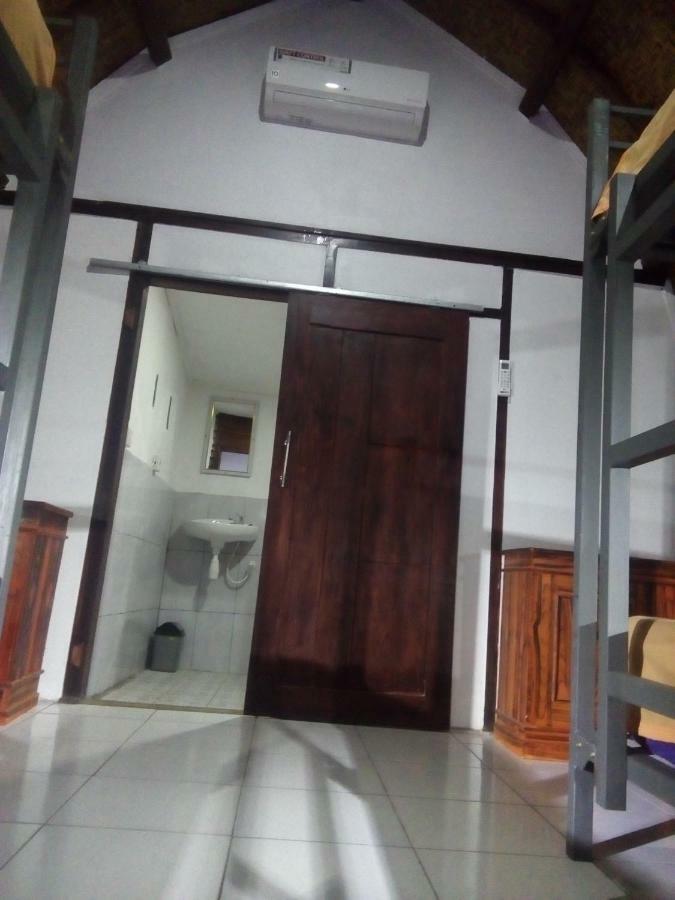 Bale Hostel Kuta  Exterior photo
